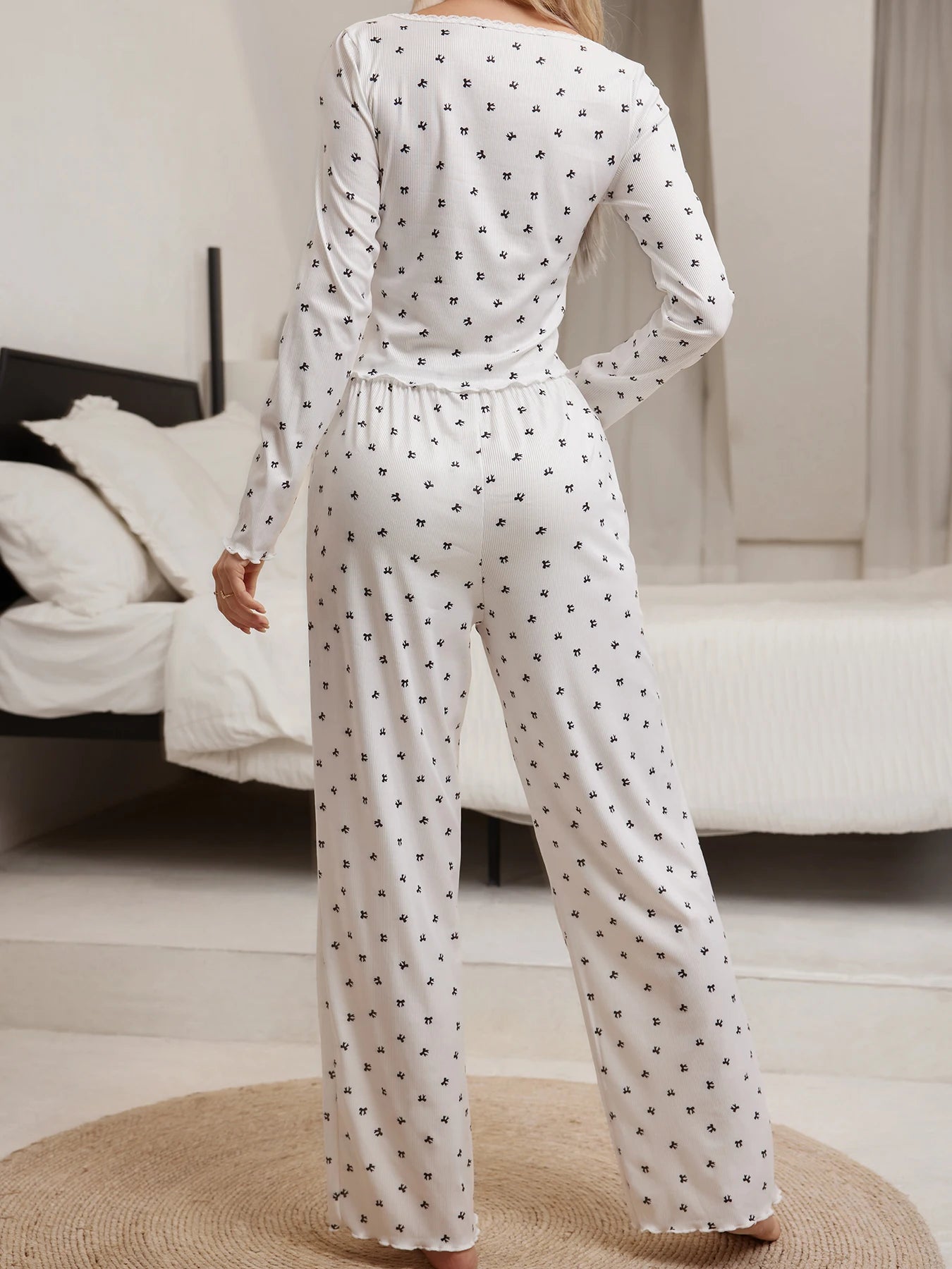 Bowknot Lettuce Pajama Set