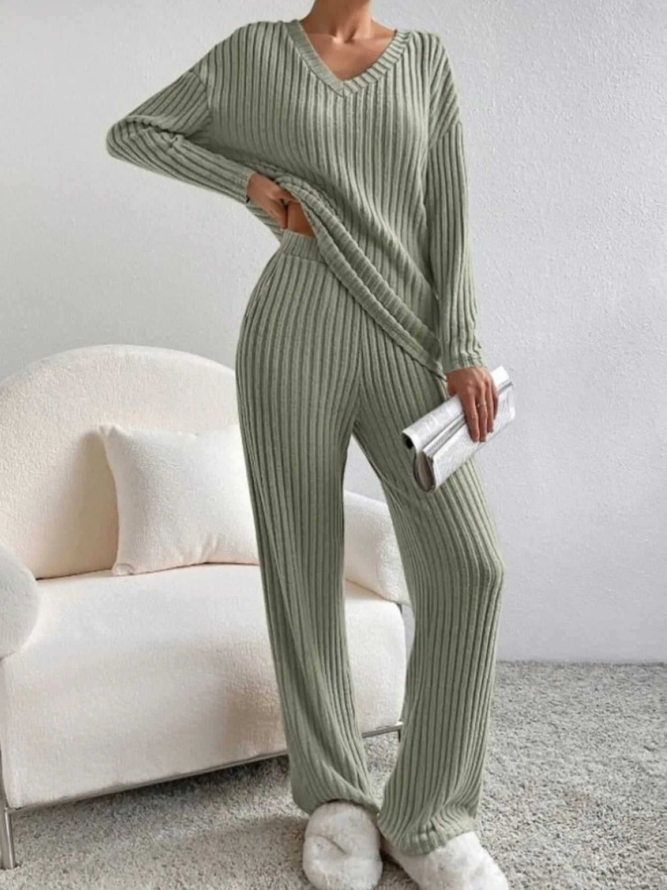 V-Neck Wide Leg Knit Set